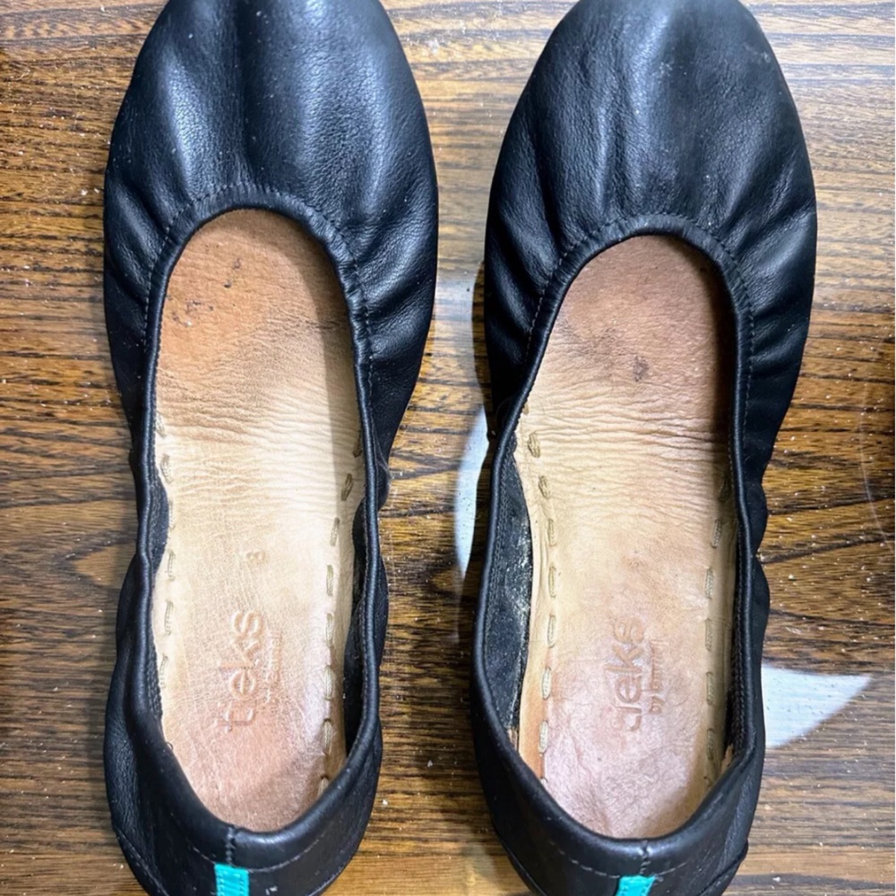 TIEKS Black Leather Flats, EUC. Size 8